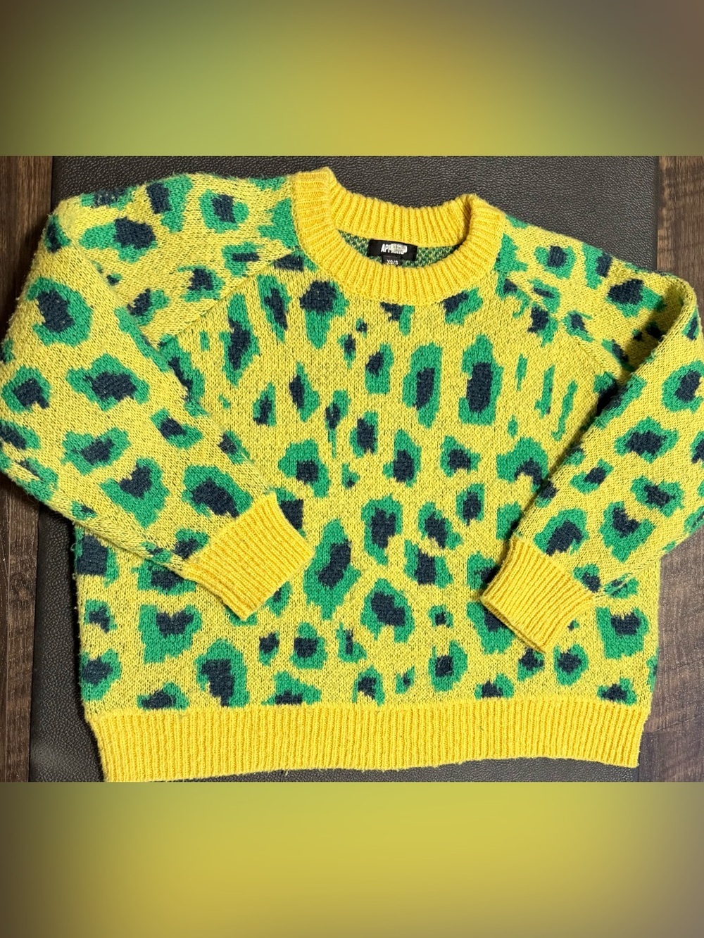 Apparis Yellow Green Leopard-Print Crewneck Sweater